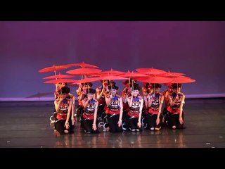Beautiful Chinese Umbrella Dance