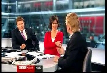 NOEL EDMONDS DOESN'T HAVE A TV LICENCE : SHOULD WE?