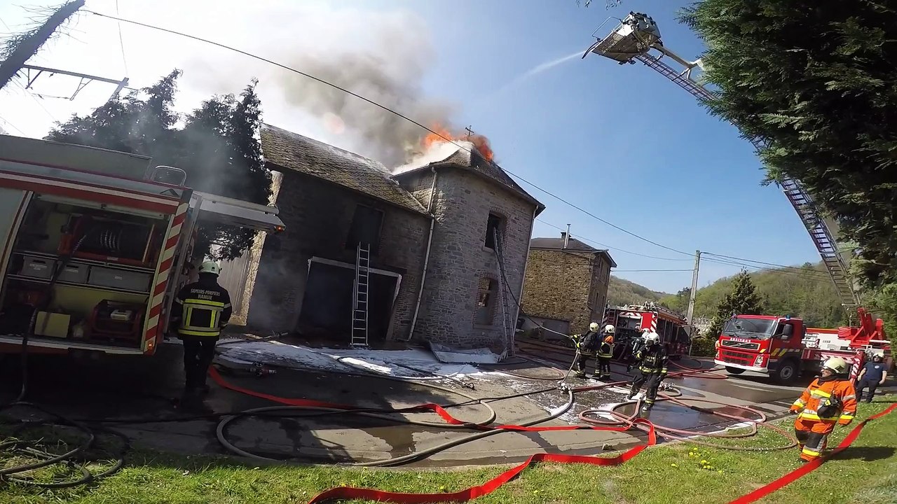 Incendie à Lustin