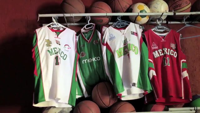 Melquiades, el camino de ser niño Triqui