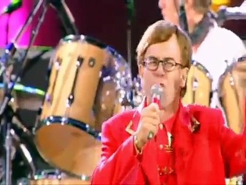 Elton John & Queen - The Show Must Go On - Freddie Mercury Tribute Concert