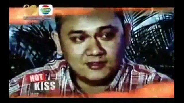 Rebutan Rumah, Farhat Abbas beberkan Nia Daniati dan anaknya @Gosip artis hari ini