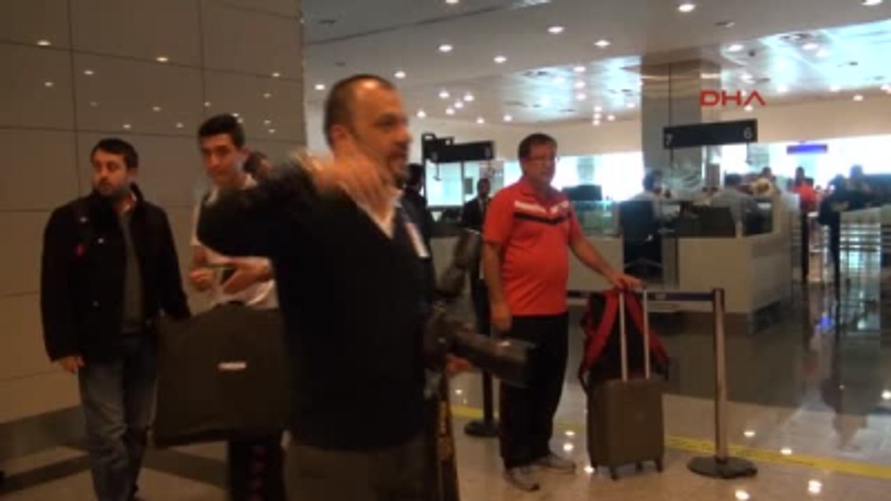 Dünya Şampiyonu Trabzon Erdoğdu Anadolu Lisesi Yurda Döndü