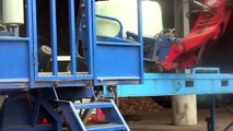 Flexus Bala Baler - round baling of waste materials and recyclables
