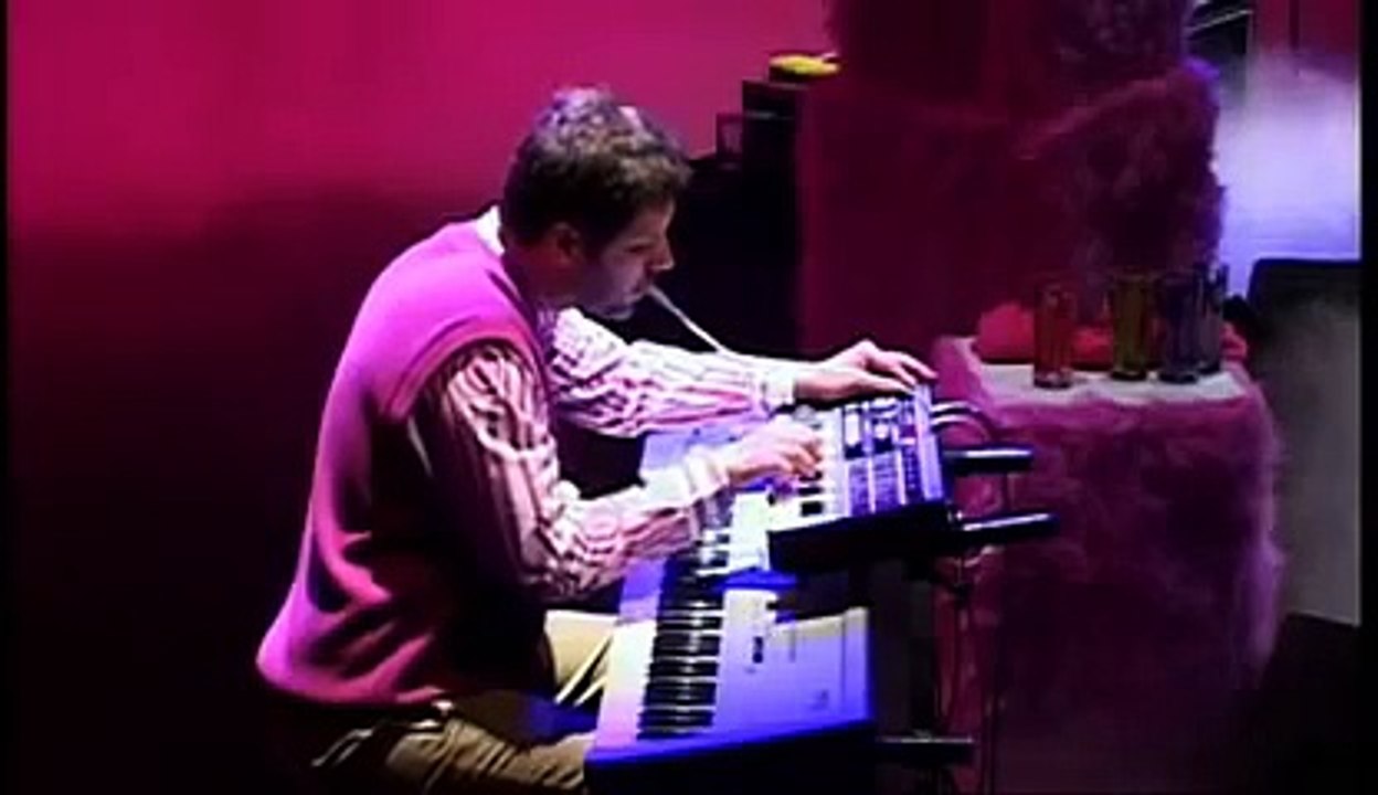 Ed Motta em DVD - Baixo Rio