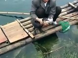 Çinlilerin hayret veren Balık tutma Tekniği Mutlaka İzlemelisiniz