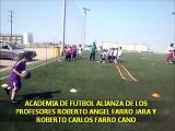 ENTRENAMIENTO DE FUTBOL DE NIÑOS DE 5 Y 6 AÑOS - ROBERTO FARRO