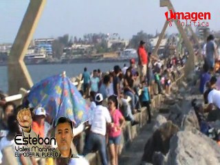 Esteban Valles Mtz - Flyboard en el malecon