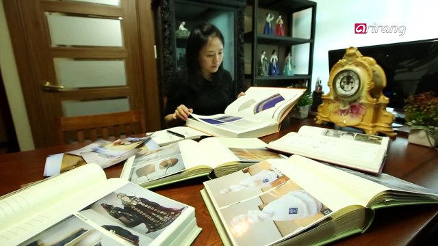 Clothes Made of Soil ? Porcelain Figurines Clothes Made of Soil ? Porcelain Figurines