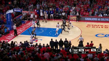 Chris Paul et Matt Barnes ratent un potentiel game winner