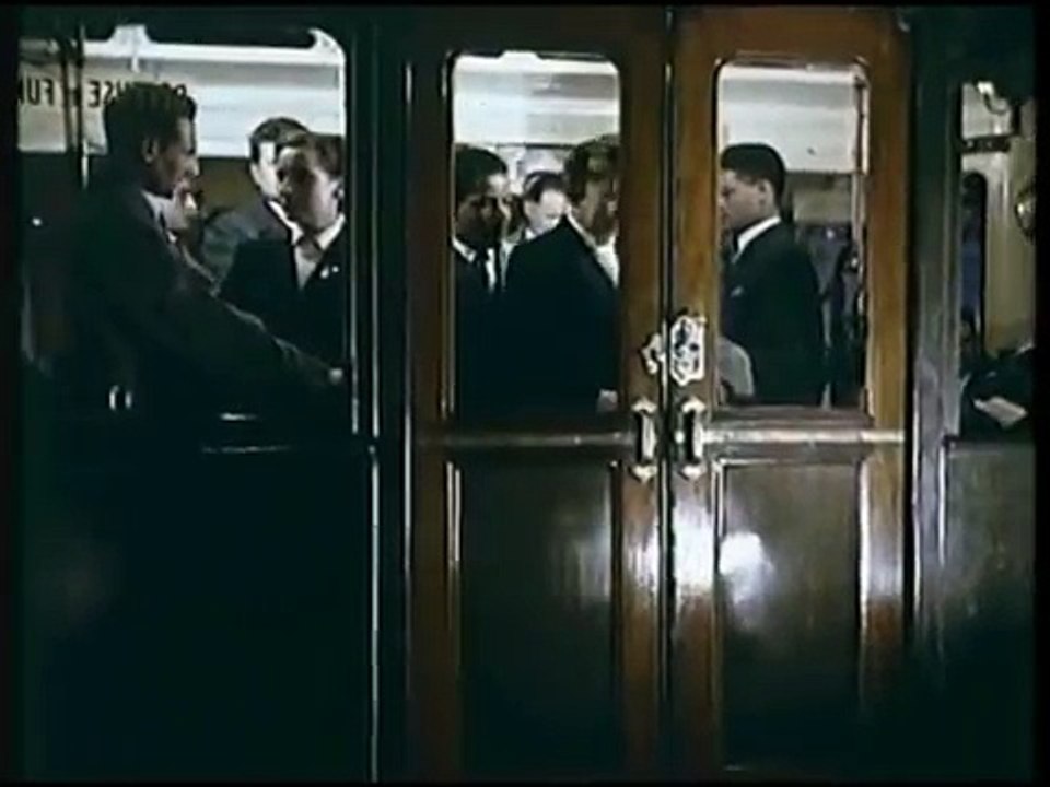 Paris et son nouveau métro, (fin des années 50)