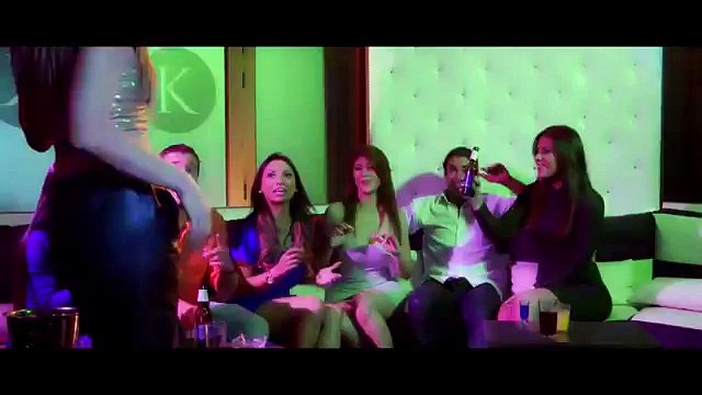 Daniela Carpio Ft. Alkilados- Corazón Quebrado (Video Oficial)