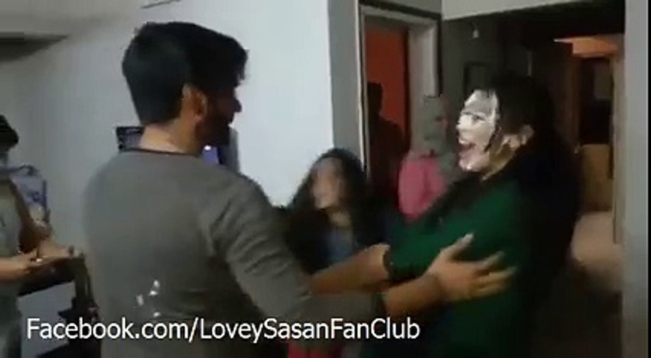 Kinjal Aur Jigar ka romance - saath nhibana saathiya 11th may 2015