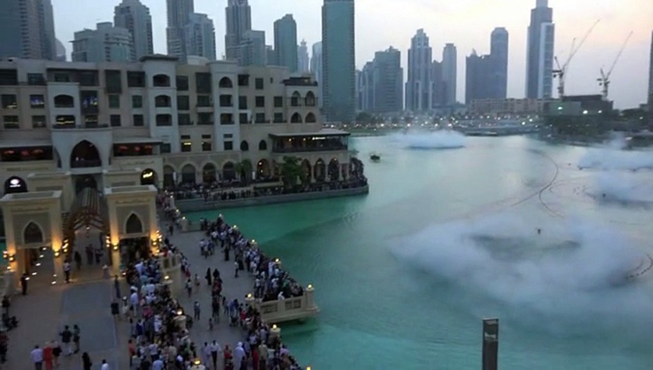 Танцующий фонтан Дубая - The Dubai Fountain