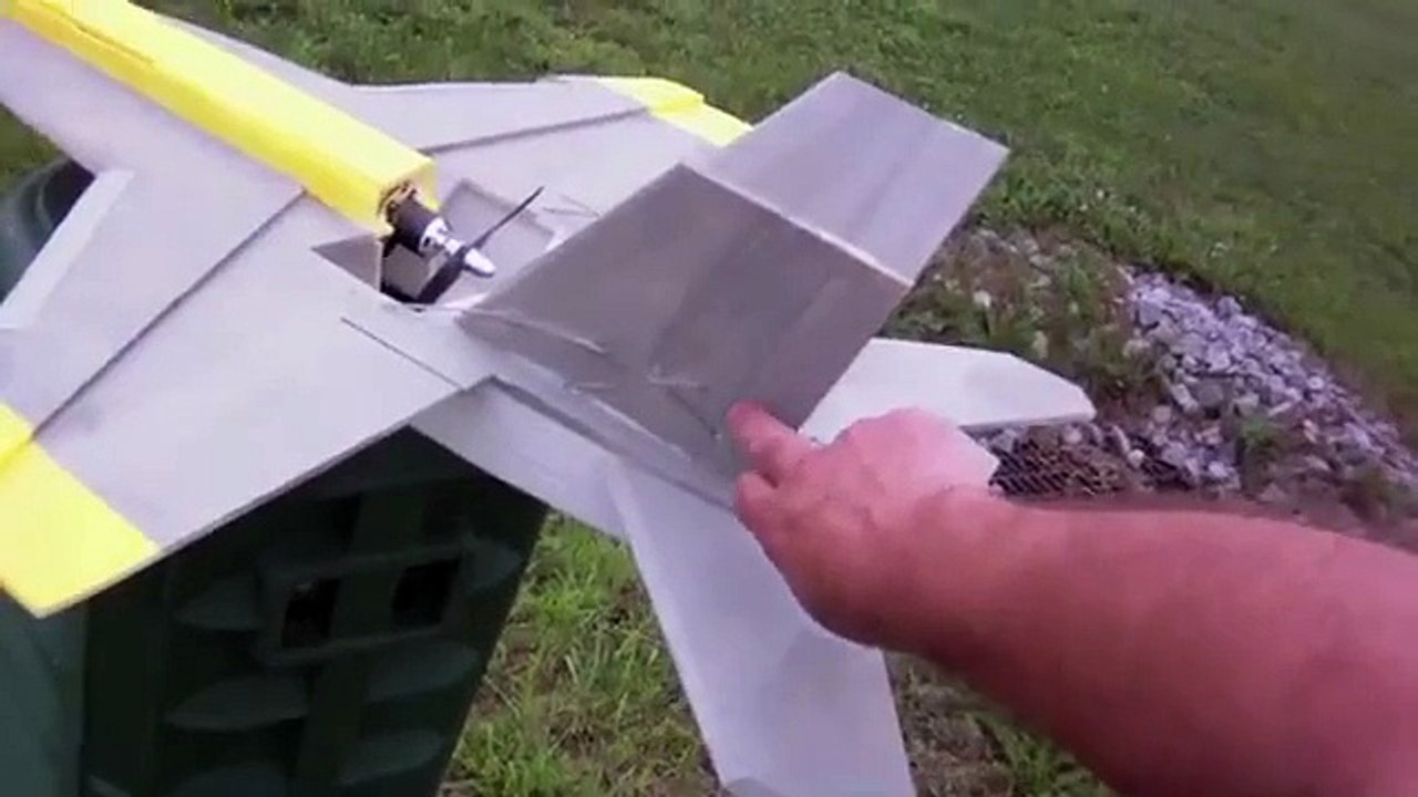 RCPowers F18v3 Test 2- Rudders