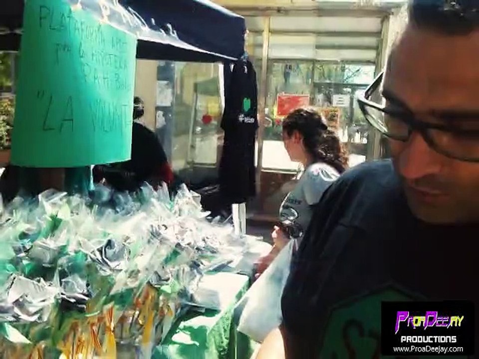 Juntos Cambiamos el Mundo - La PAH en Sant Jordi (Rosas contra Deshaucios)
