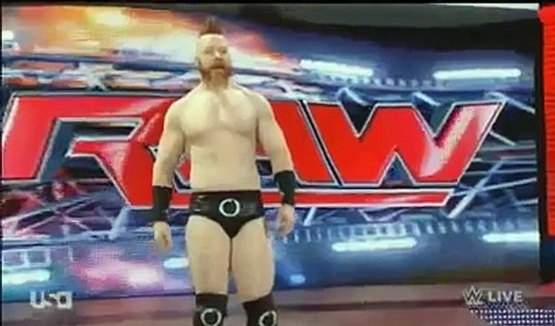 سيث رولينز ضد دولف زيحلر + هجوم راندي اورتن علي سيث رولينز عرض الرو 20-4-2015