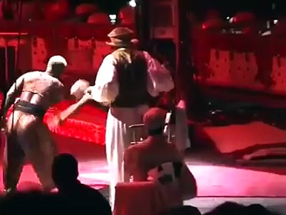 AMAZINGThis 9 year old kid is off the hook