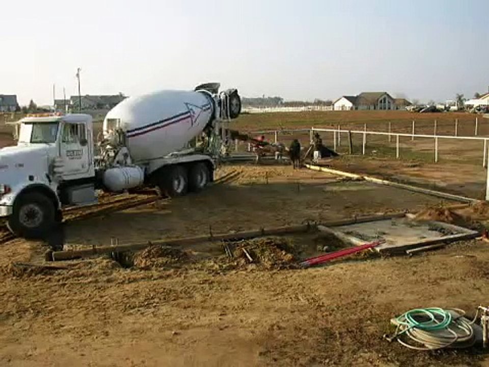 Pouring slab for shop