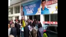 AK Parti Batman Seçim Bürosuna Silahlı Saldırı