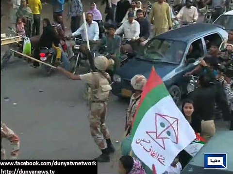 Dunya News - Rangers reaches Karimabad, baton-charge miscreants to curb situation