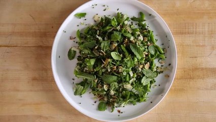 How to Make a Pea Salad (with Tons of Herbs)