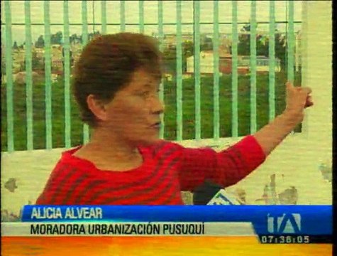 Fuertes lluvias generan inundaciones en la urbanización Pusuquí