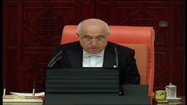 Çiçek: Kirli ve Kanlı Ellerini Bizim Elbiselerimiz Üzerinde Temizlemeye Çalışıyorlar