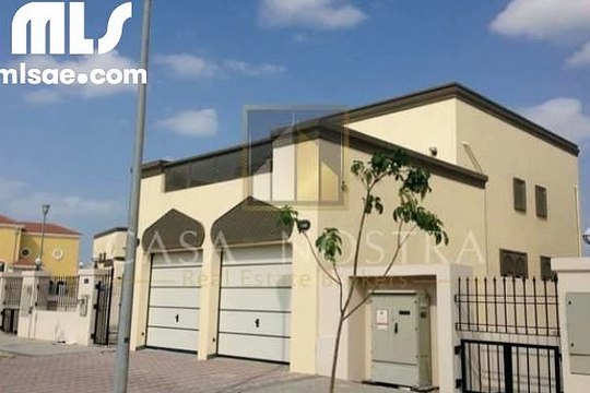 Brand New Fully landscaped Villa Regional Type Far from cable