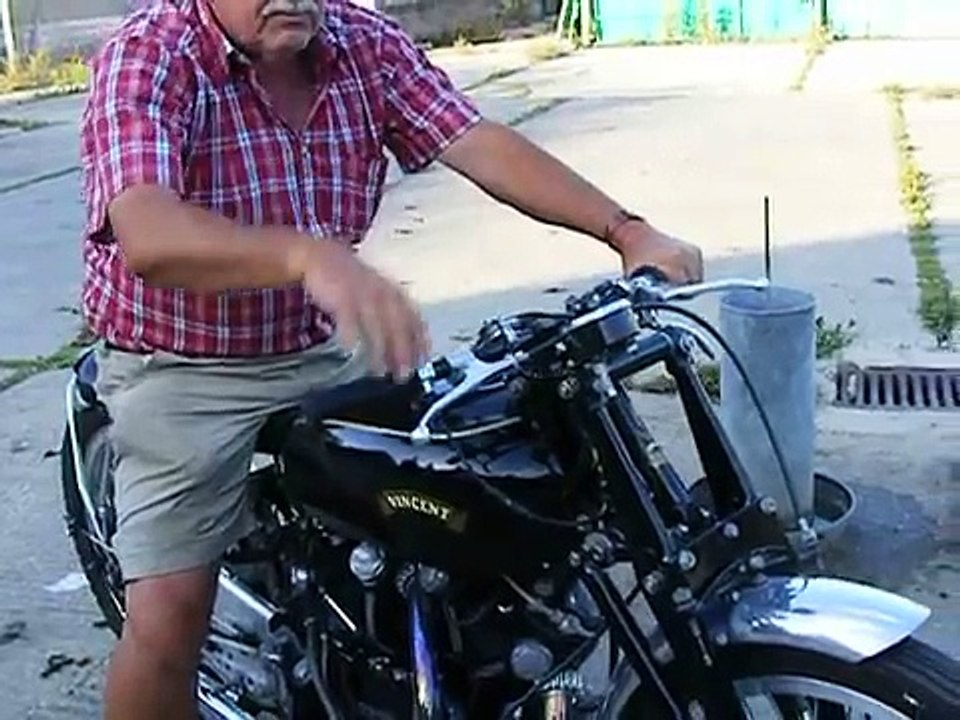 1950 VINCENT BLACK LIGHTNING CLASSIC  RACING BRITISH MOTORCYCLE