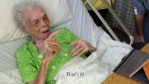Un'ex ballerina di 102 anni guarda sé stessa danzare per la prima volta