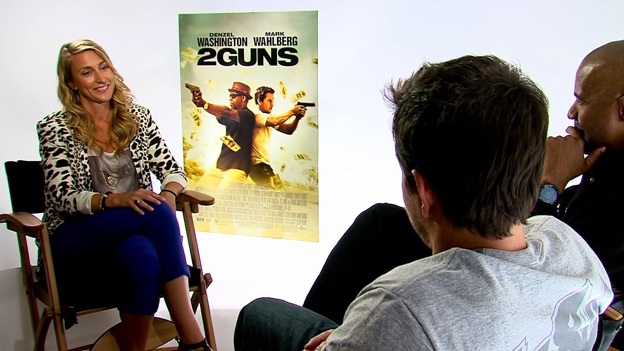 Mark Wahlberg crazy flirting during interview