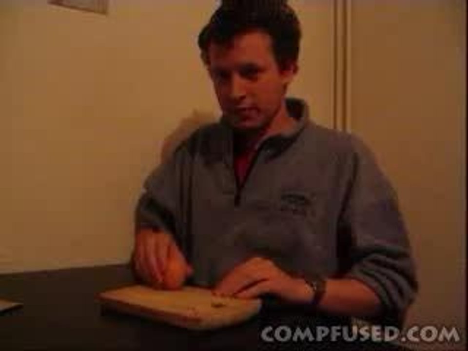 Peeling egg