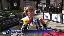 Merkel and Hollande arrive at EU summit about migrant crisis