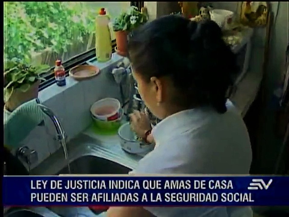 Afiliación de amas de casa y décimos mensuales con nueva Ley