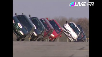 16 voitures sur 2 roue en simultané