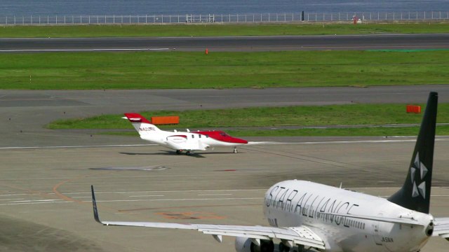 Honda presenta en Japón su avión de negocios