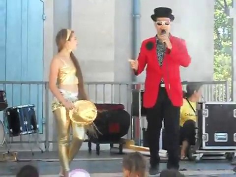 Japanese girl performance at British show