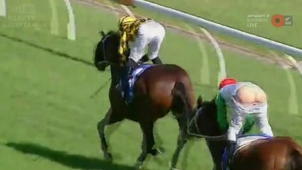 Jockey Pants Fall Down during race