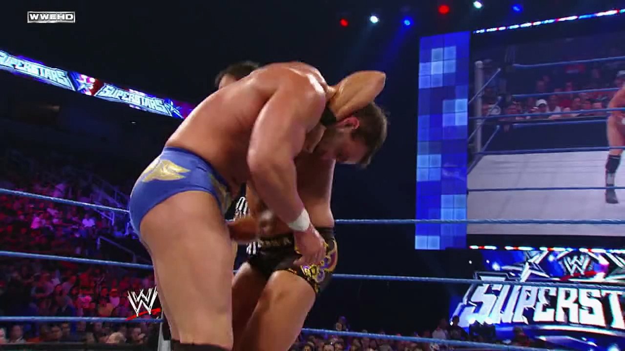 WWE Superstars: Chris Masters vs. Chavo Guerrero