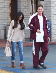 Kardashian'ın Babası Kadın Olduktan Sonra İlk Kez Görüntülendi