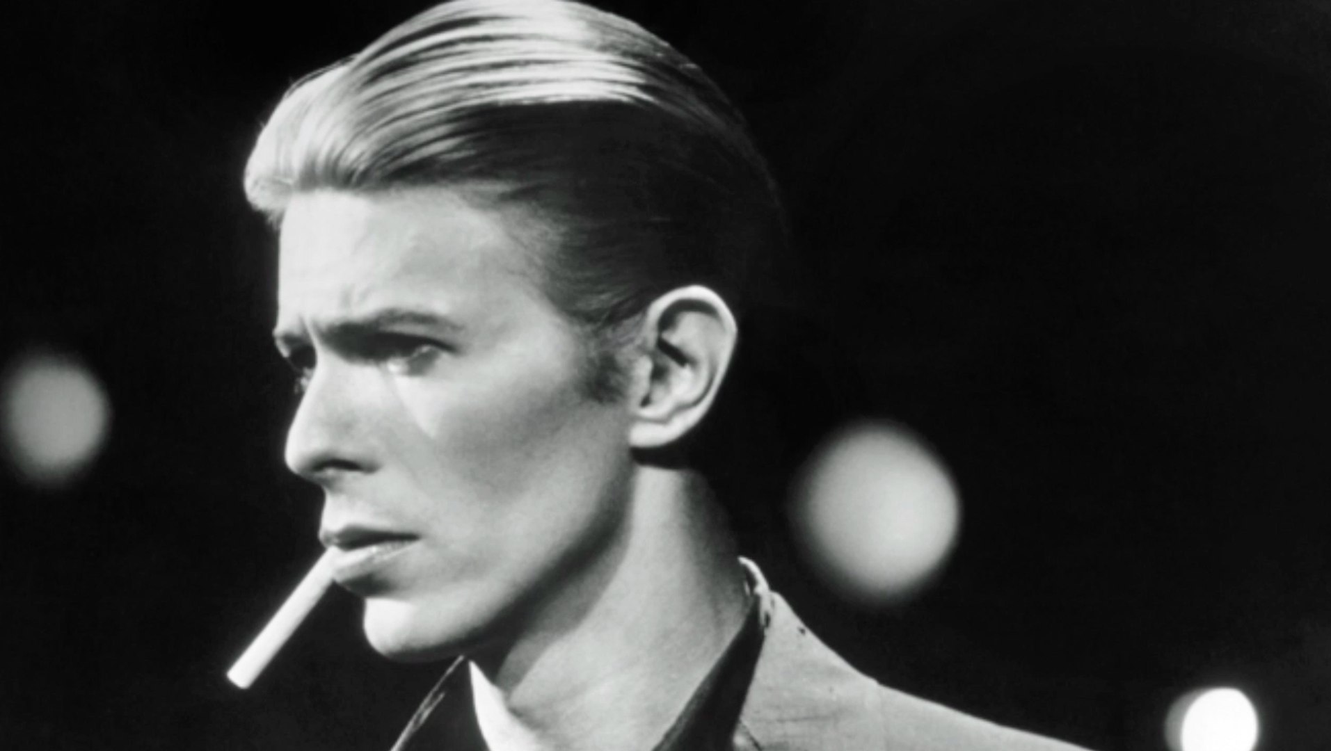 ⁣ALEX PERONI racconta... - David Bowie
