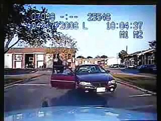 Texas Officer assaulted on traffic stop