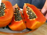 How To Choose a good Papaya & Cut It