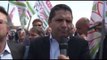 Gricignano (CE) - Indesit, Bentivogli (Fim Cisl) alla protesta davanti alla Us Navy (23.04.15)