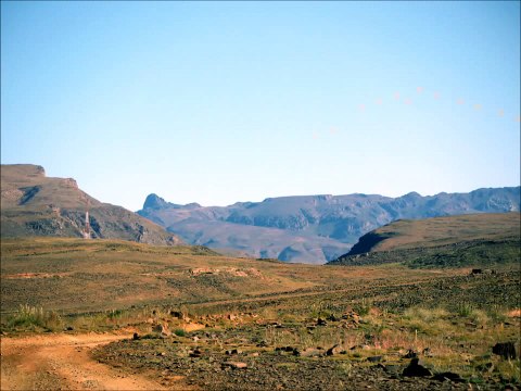 n'kob - boumalne dades par la piste