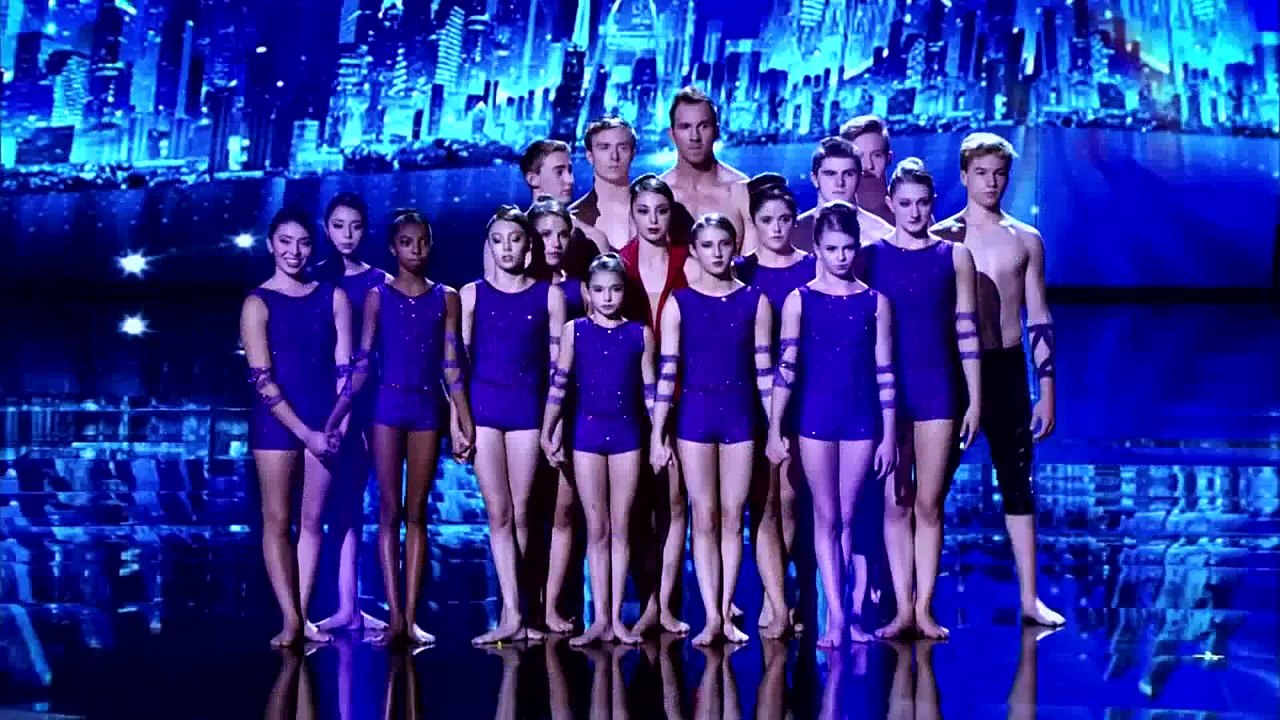 Mike Super BEST MAGIC TRICK EVER TELEPORTS !America's Got Talent  Semi final MAGICIAN Illusionist1