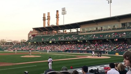 OVNI (sonda) em jogo Indianapolis Indians baseball