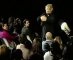 Beppe Grillo vs supermercati