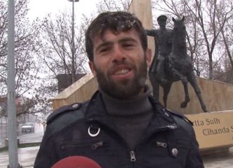 Domuz Sürüsünü Çeken Çoban: Spikerlik Ruhumda Var
